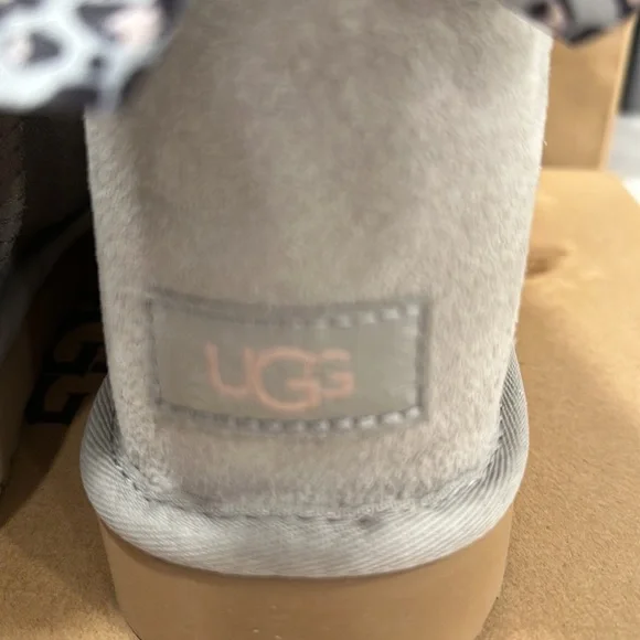 💕SOLD💕NWT Mini Bailey bow leopard Ugg boots - Picture 5 of 7